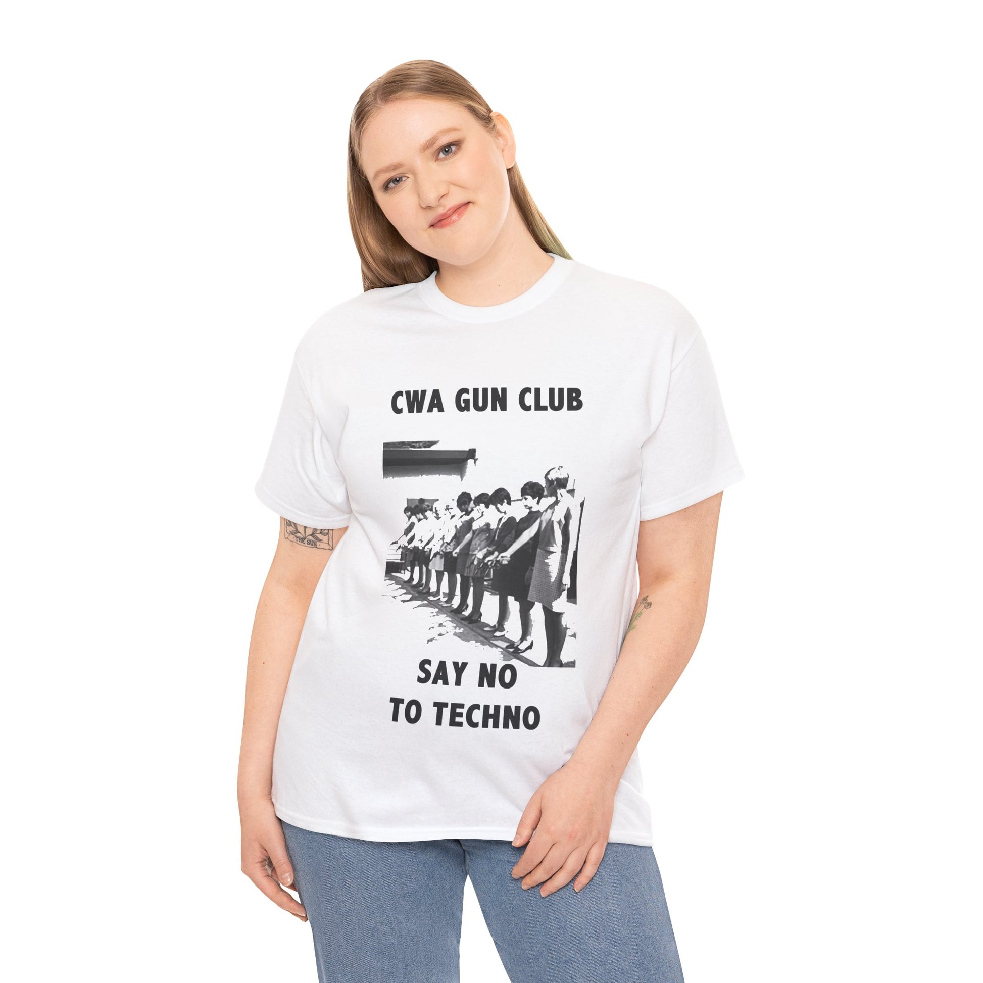 CWA Gun Club T-shirt - Retro Au Go Go