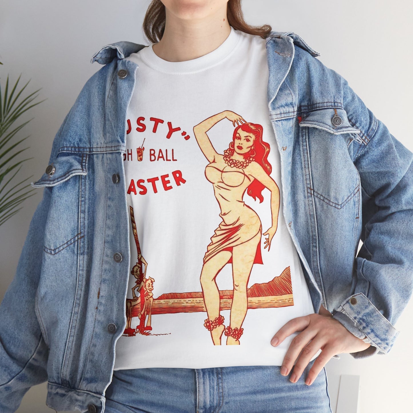 Busty Highball T-shirt - Retro Au Go Go