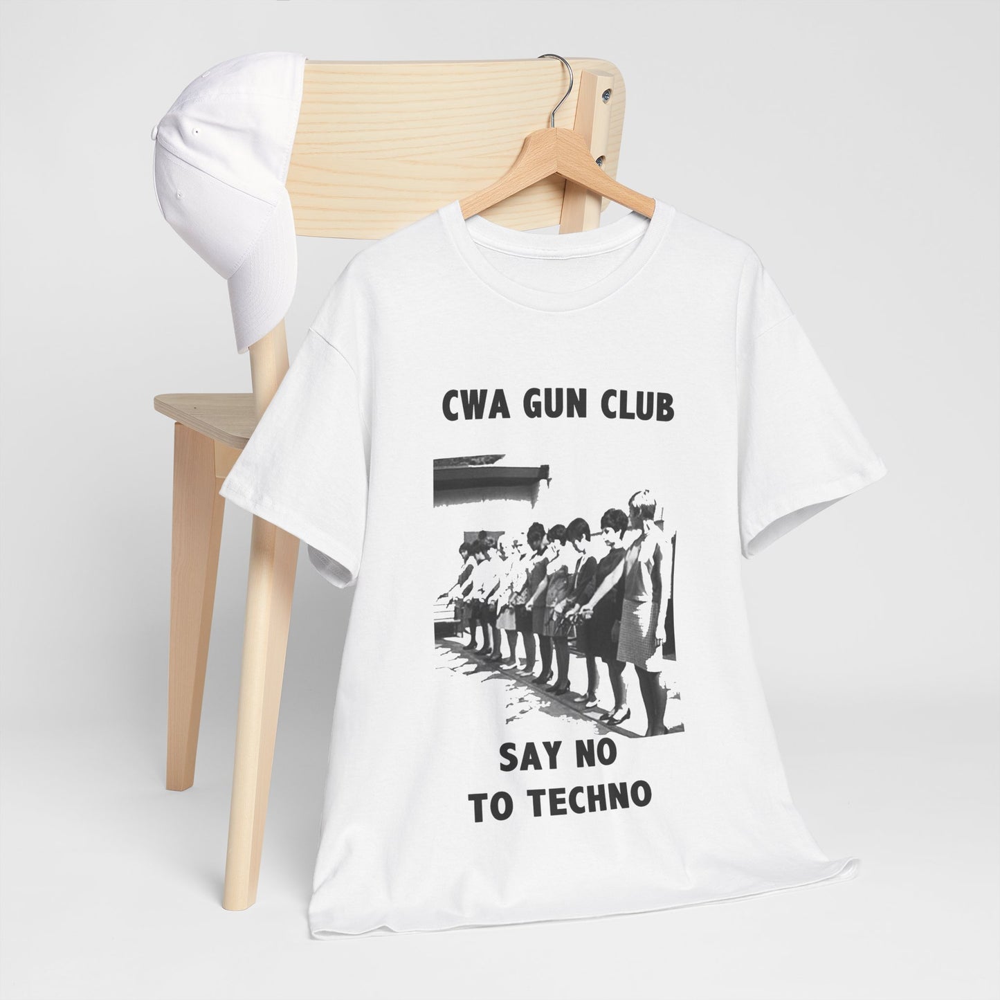 CWA Gun Club T-shirt - Retro Au Go Go