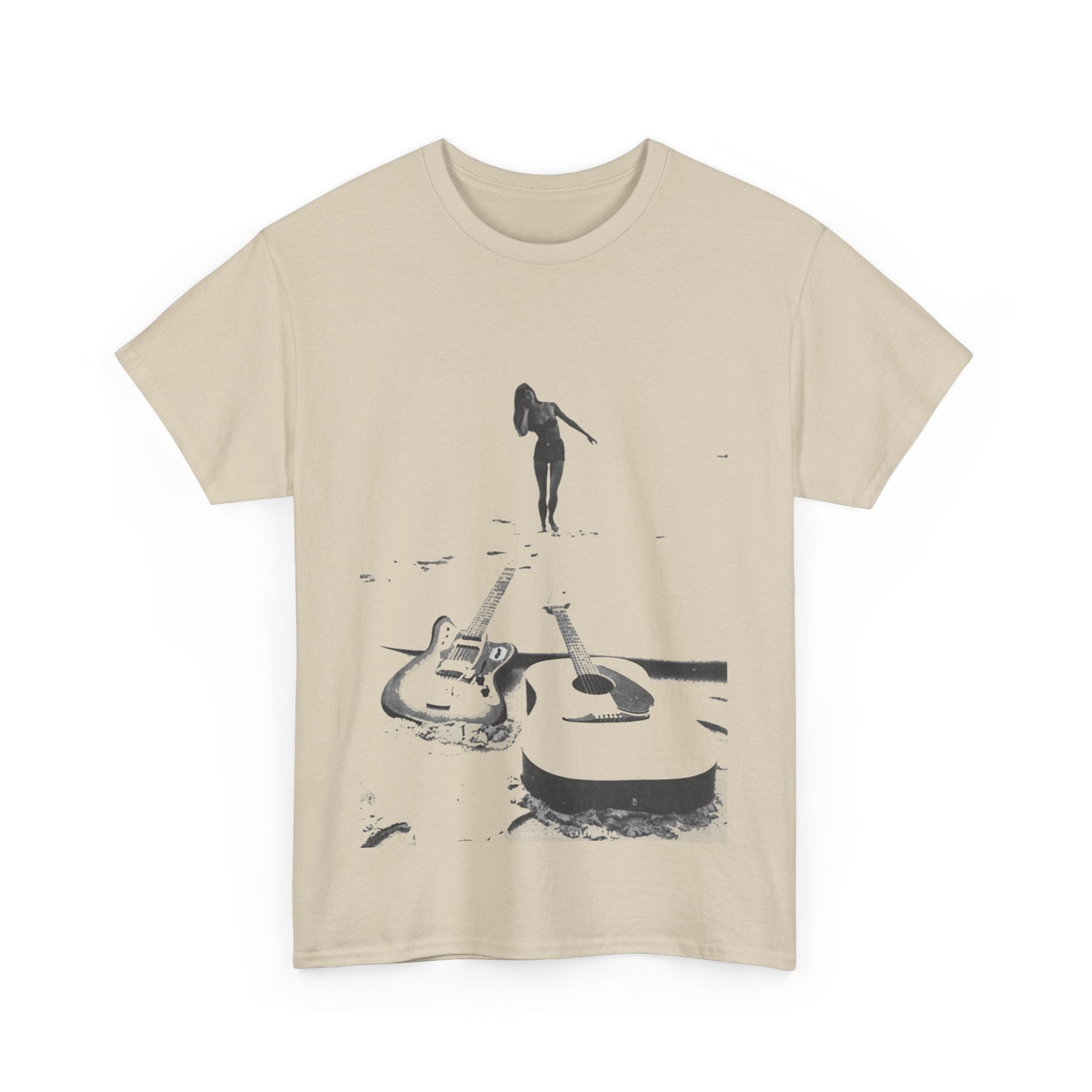 Bikini Beach Guitar T-shirt - Retro Au Go Go