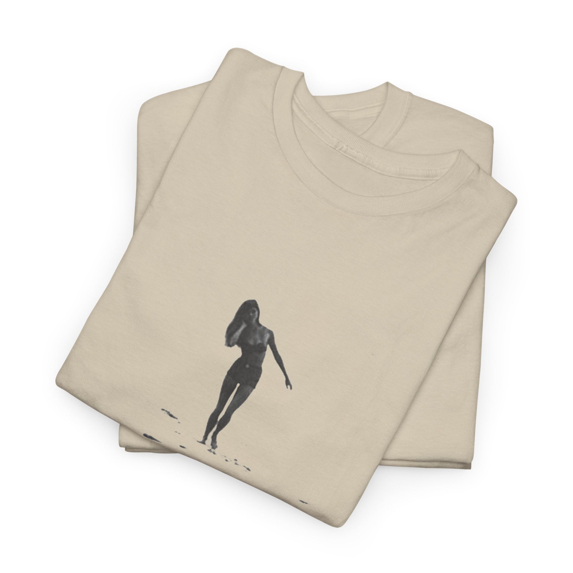 Bikini Beach Guitar T-shirt - Retro Au Go Go