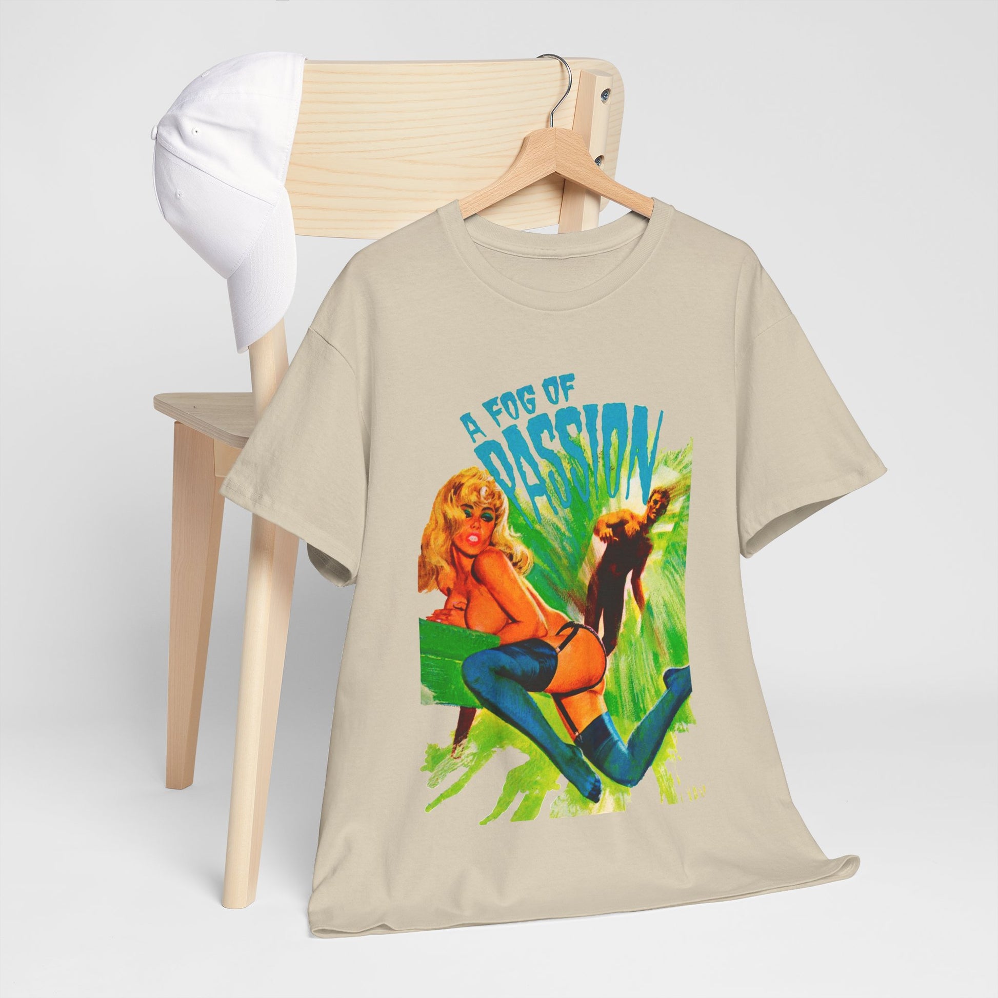 A Fog Of Passion T-shirt - Retro Au Go Go