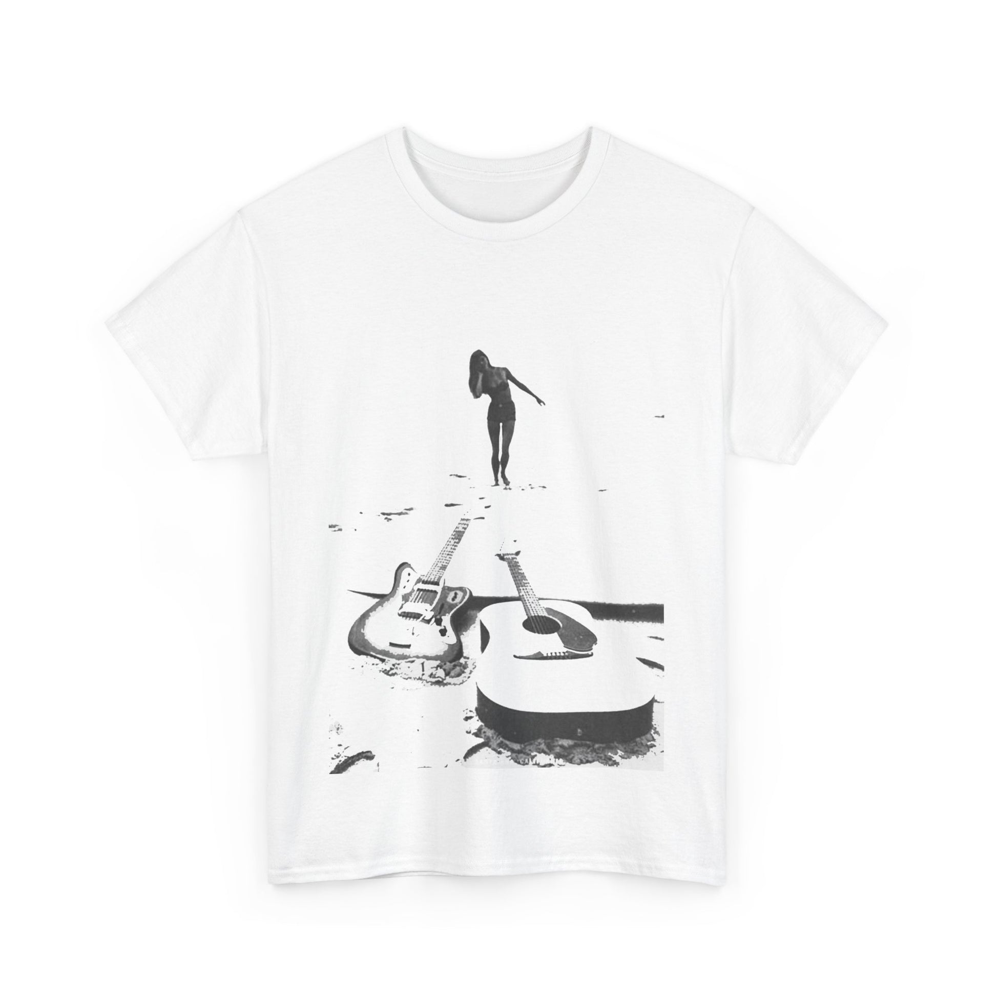 Bikini Beach Guitar T-shirt - Retro Au Go Go