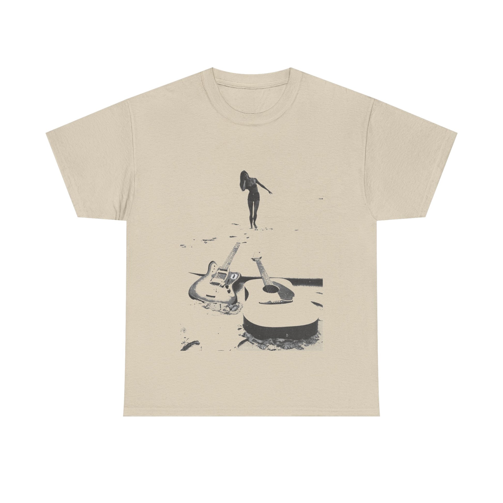 Bikini Beach Guitar T-shirt - Retro Au Go Go