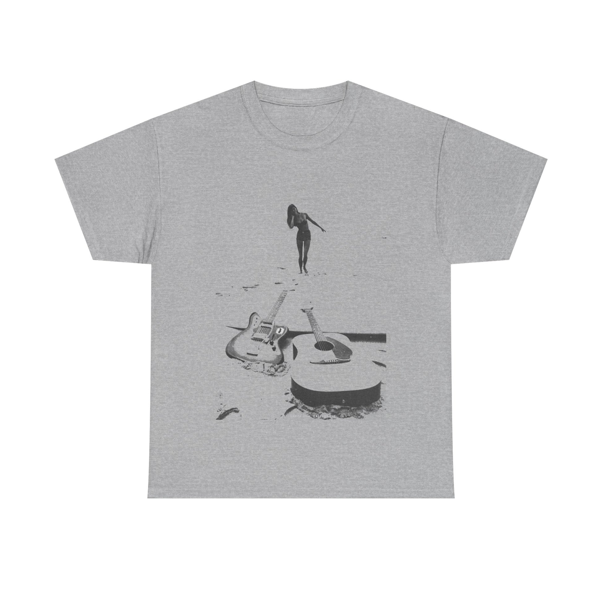 Bikini Beach Guitar T-shirt - Retro Au Go Go