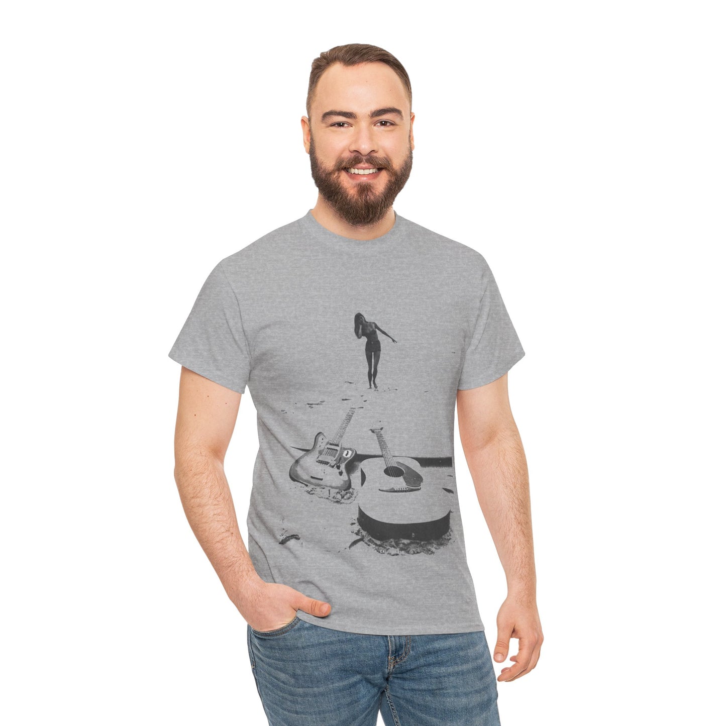 Bikini Beach Guitar T-shirt - Retro Au Go Go