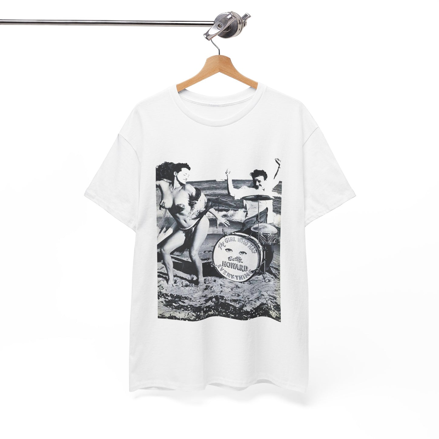 Beach Burlesque T-shirt - Retro Au Go Go