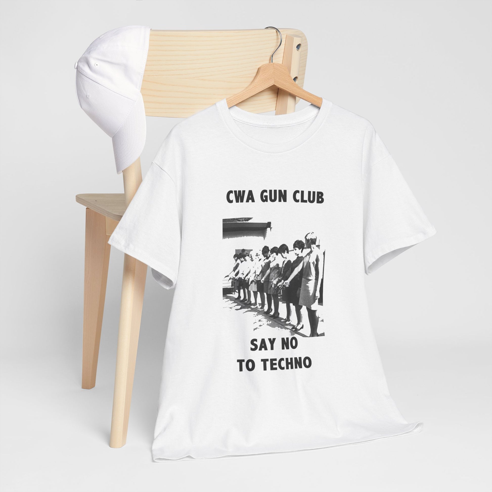 CWA Gun Club T-shirt - Retro Au Go Go