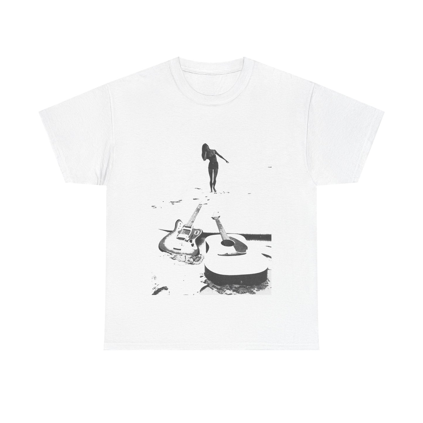 Bikini Beach Guitar T-shirt - Retro Au Go Go