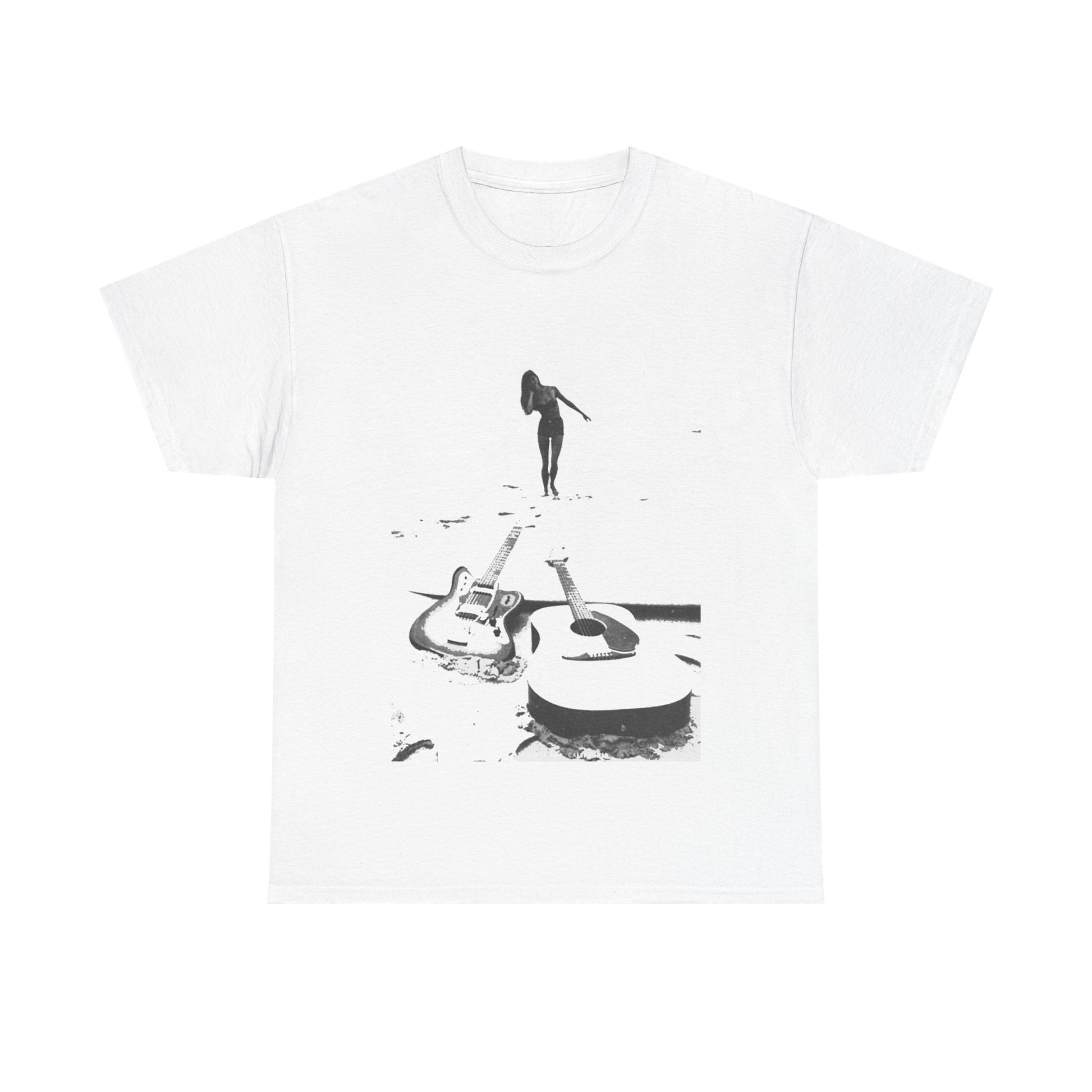Bikini Beach Guitar T-shirt - Retro Au Go Go